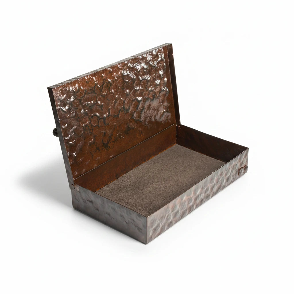 Jan Barboglio Nagini serpent box, view 2 | Cayen Home