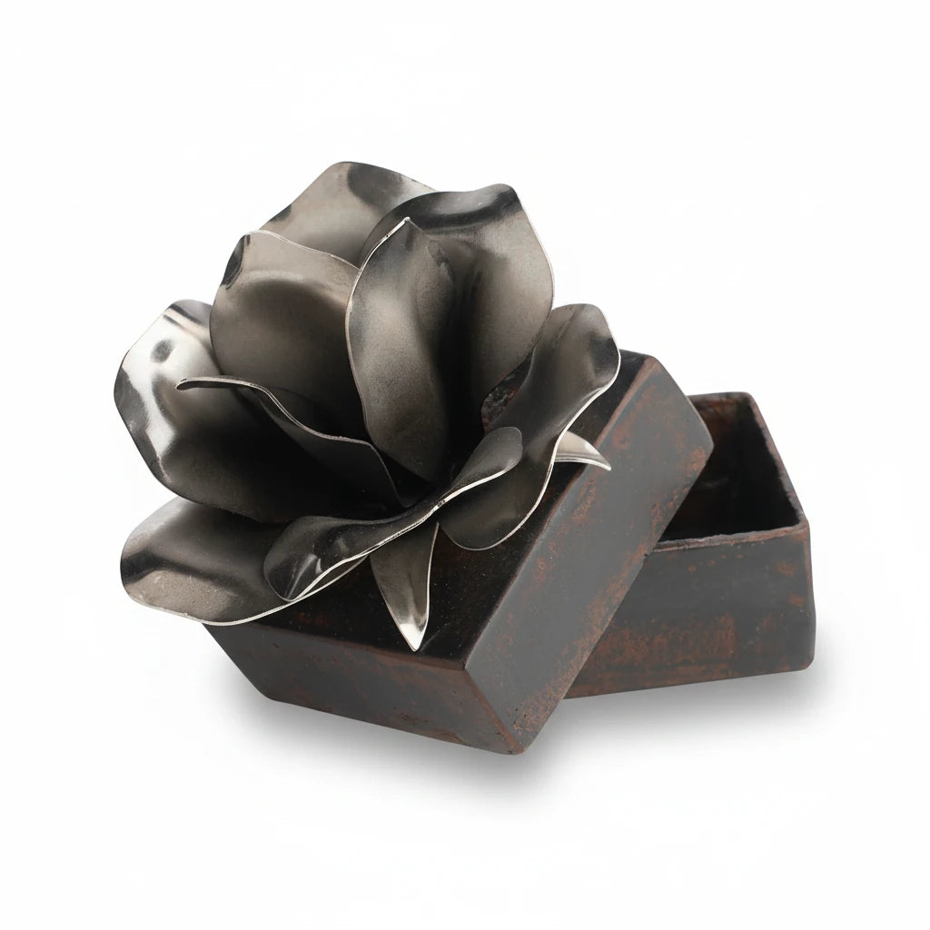 Jan Barboglio Rosa box, nickel, view 2 | Cayen Home