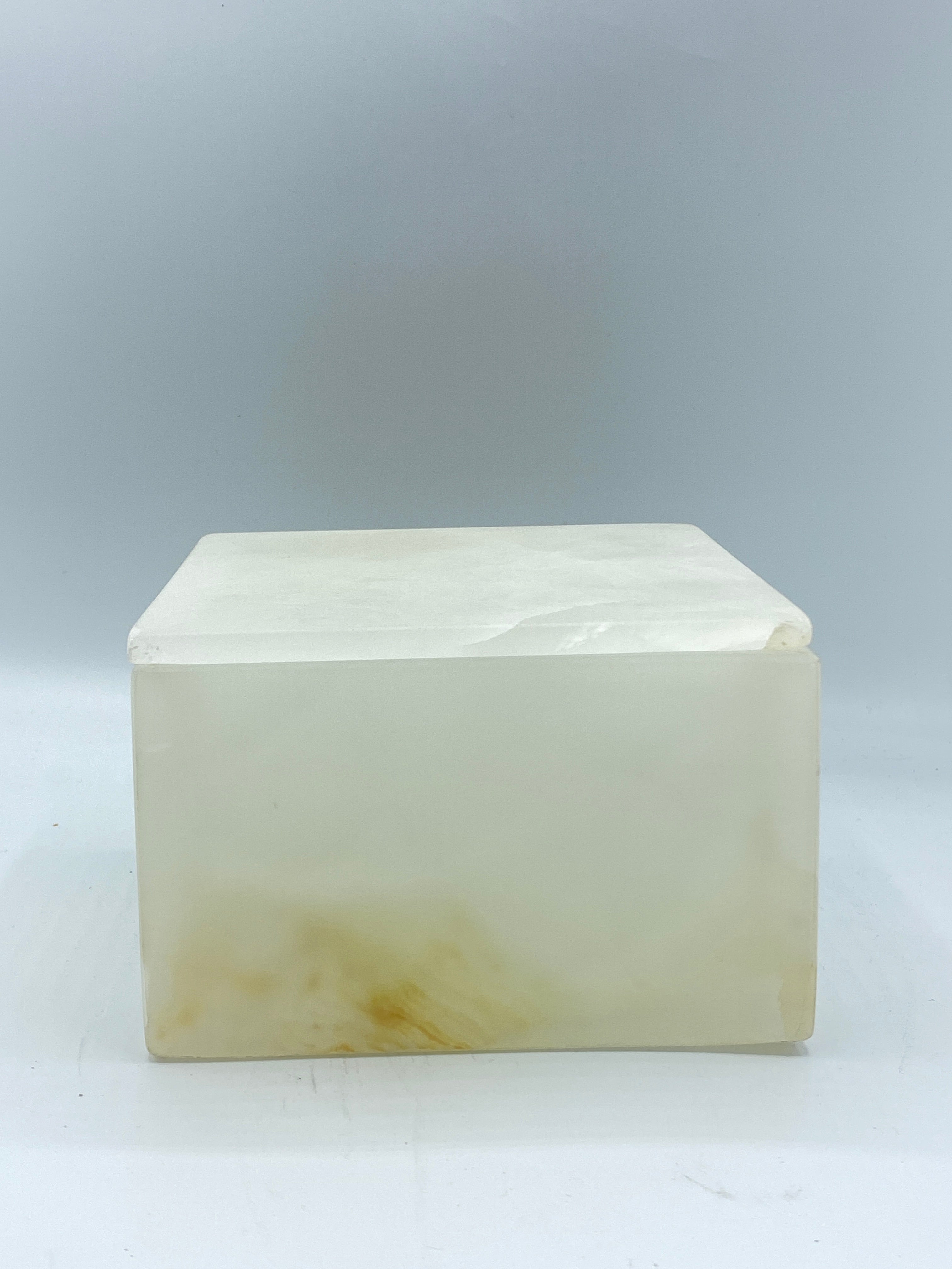 White Onyx Jewelry Box Quadrangular