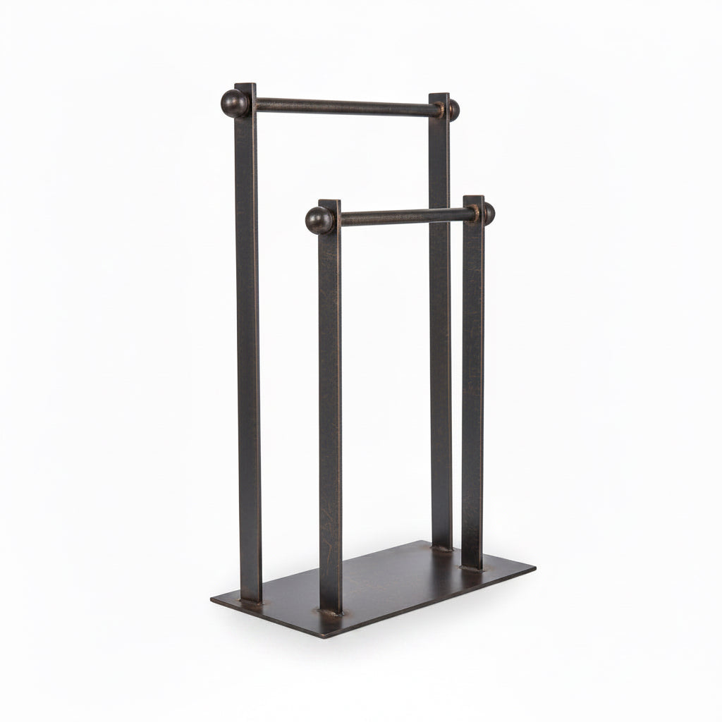 Jan Barboglio Estante blanket rail | Cayen Home