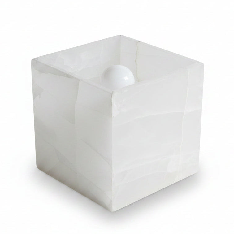 White onyx prism lamp, 20x20x20cm | Cayen Home