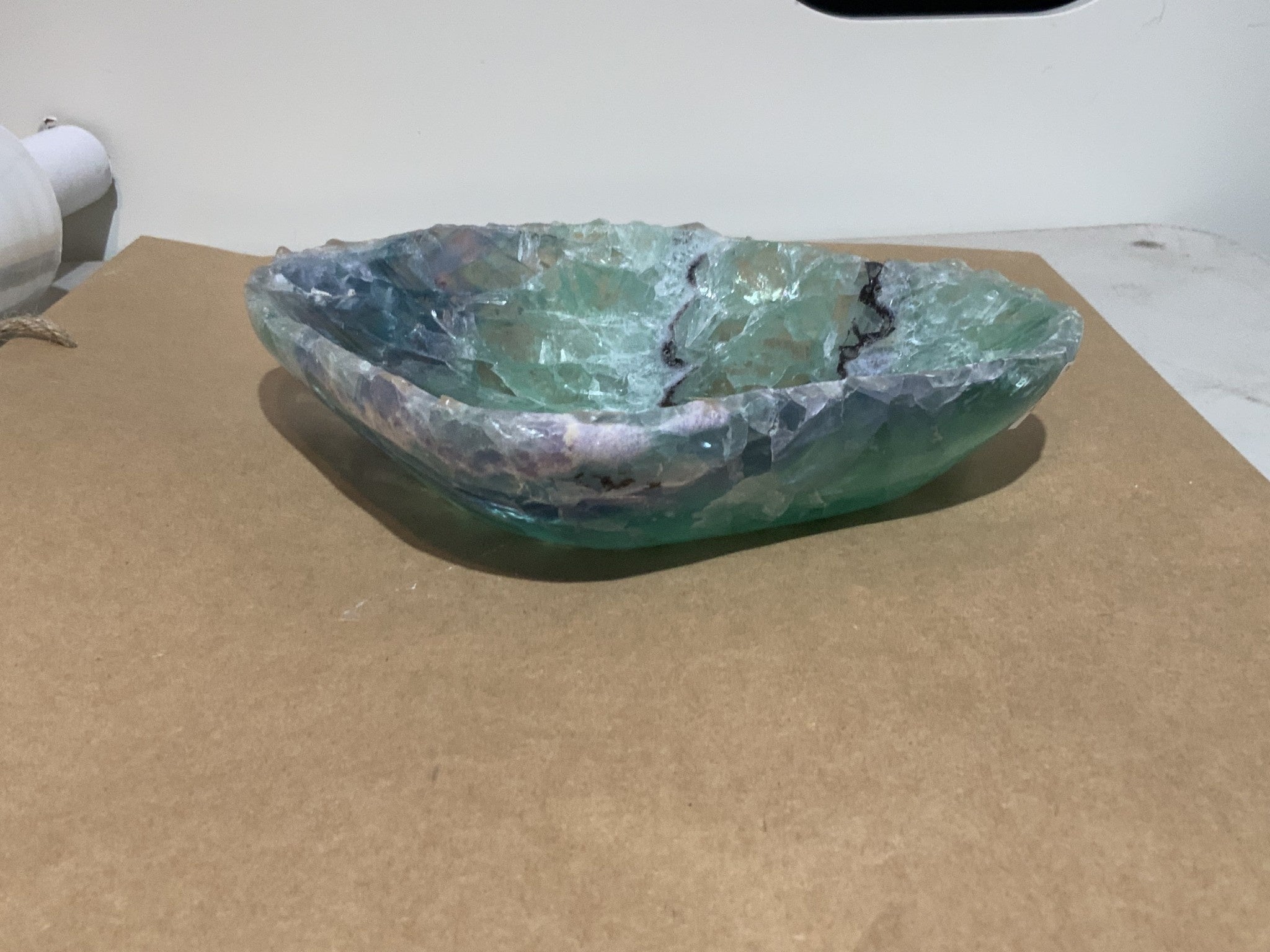 Fluorite bowl, 27x21x6cm, view 2 | Cayen Home
