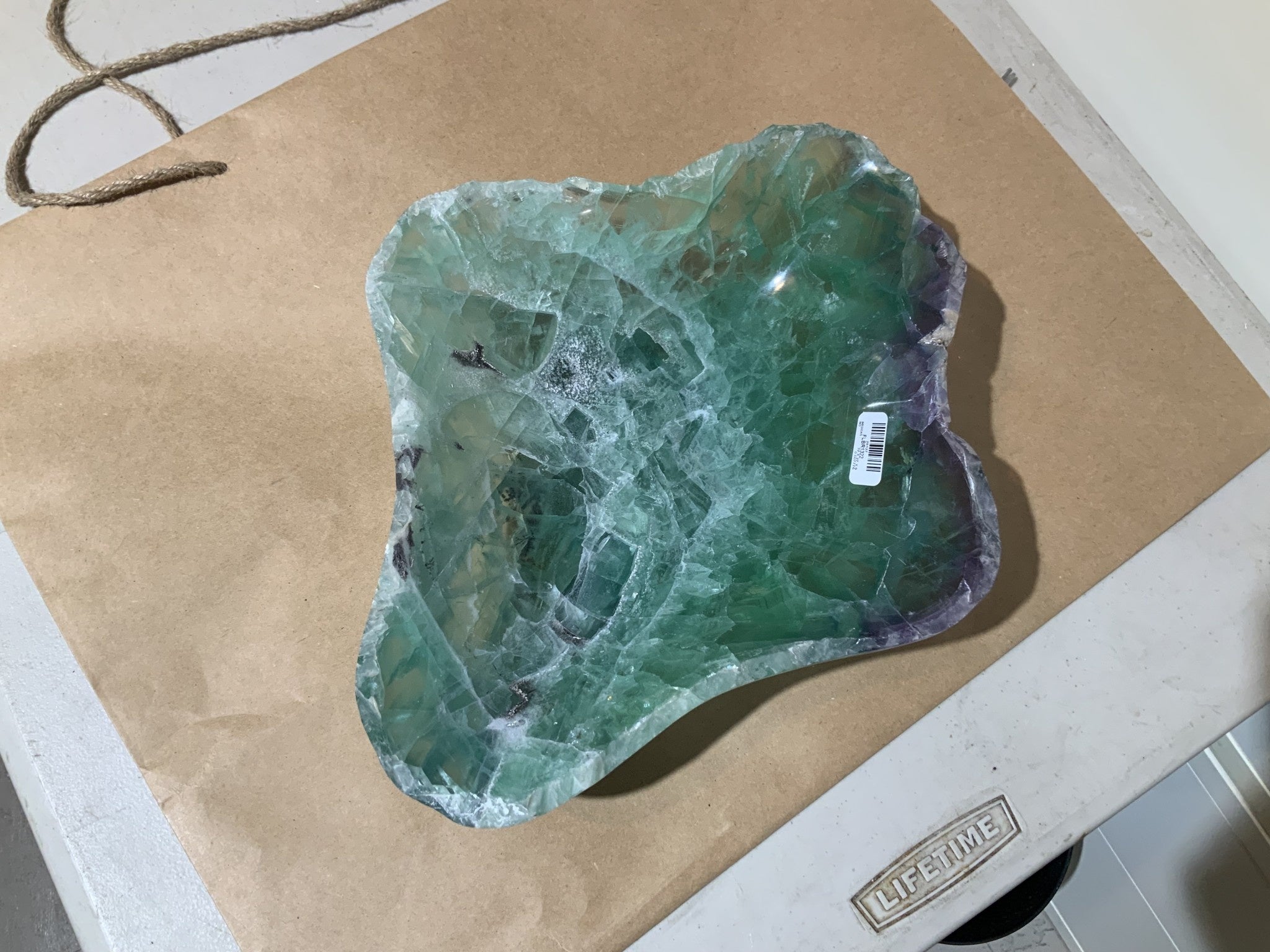 Fluorite bowl, 32x27x9cm, view 2 | Cayen Home