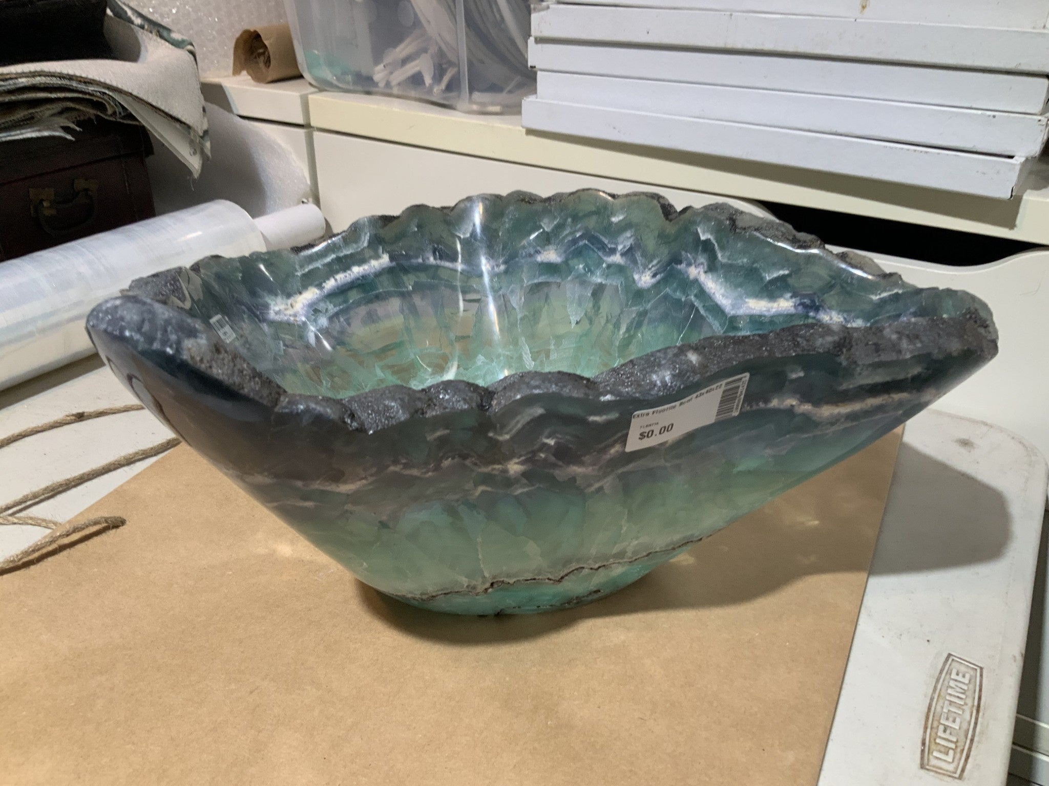 Extra fluorite bowl, 43x40x22cm, view 2 | Cayen Home