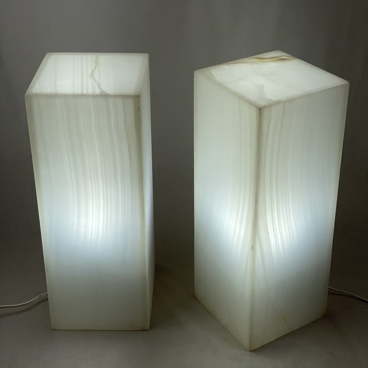 White onyx gemstone lamp, 40x15cm, view 6 | Cayen Home