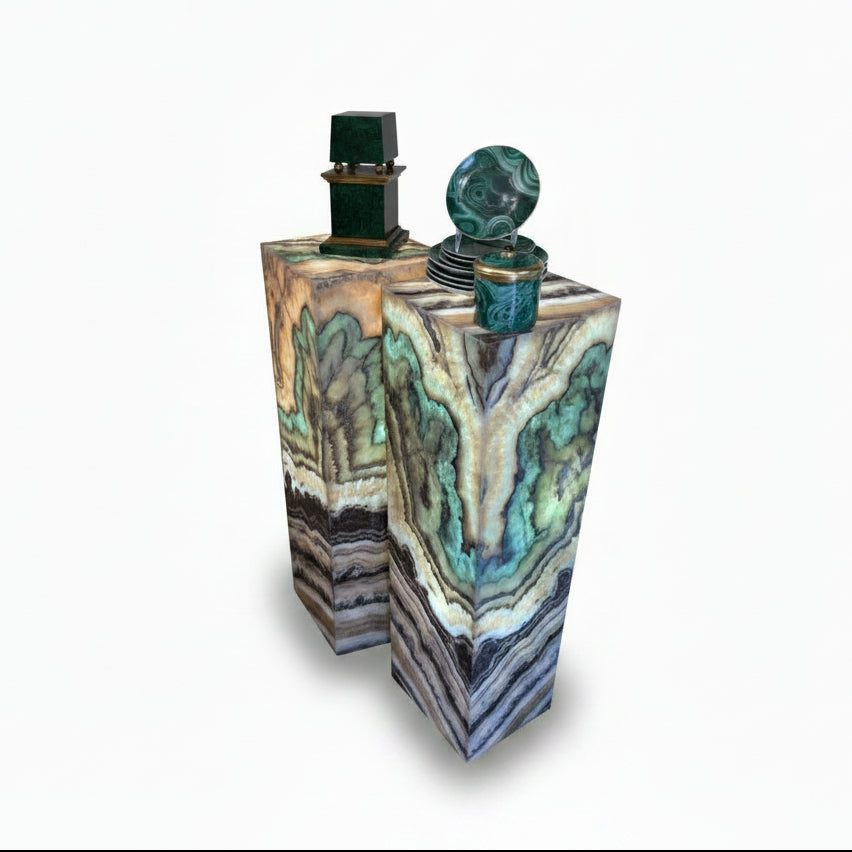 Serpentine onyx prism lamp, 30x30x90cm | Cayen Home