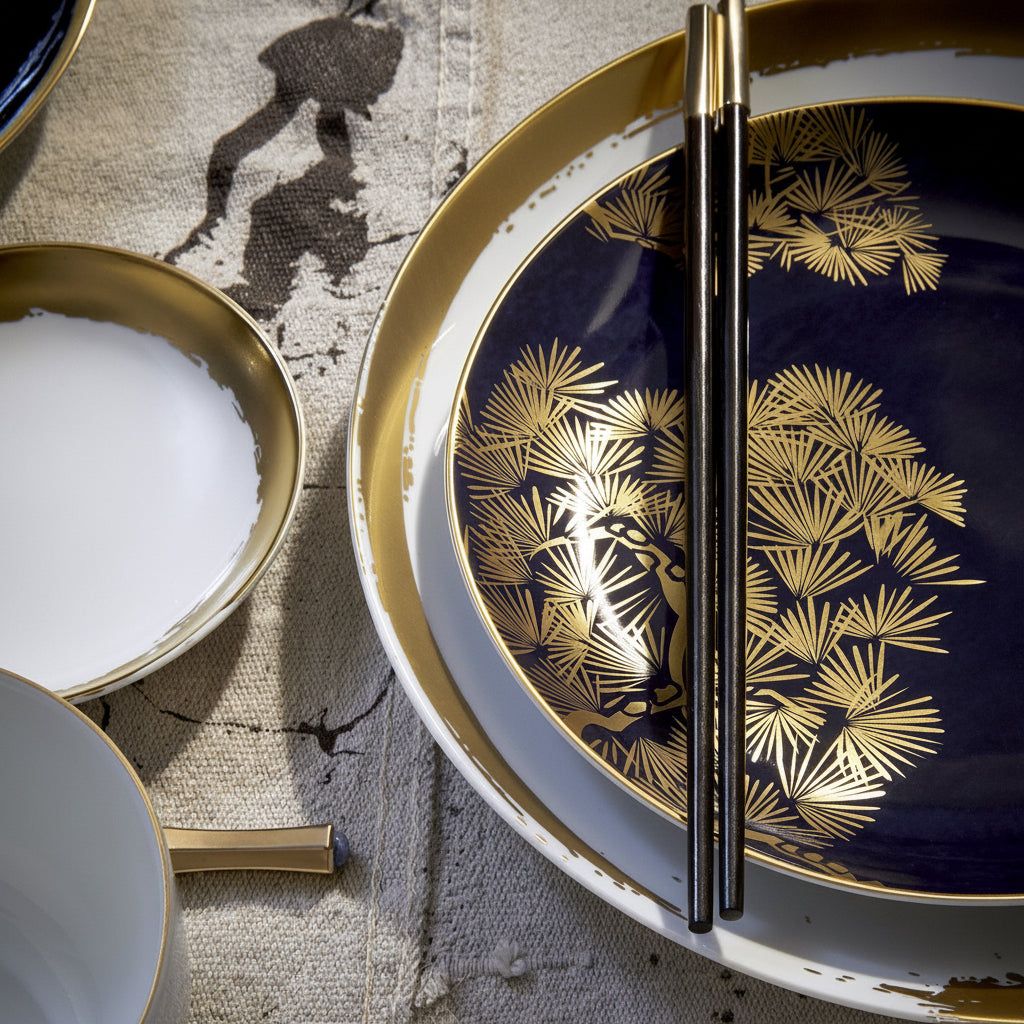 L'Objet Zen dinner plate, view 3 | Cayen Home