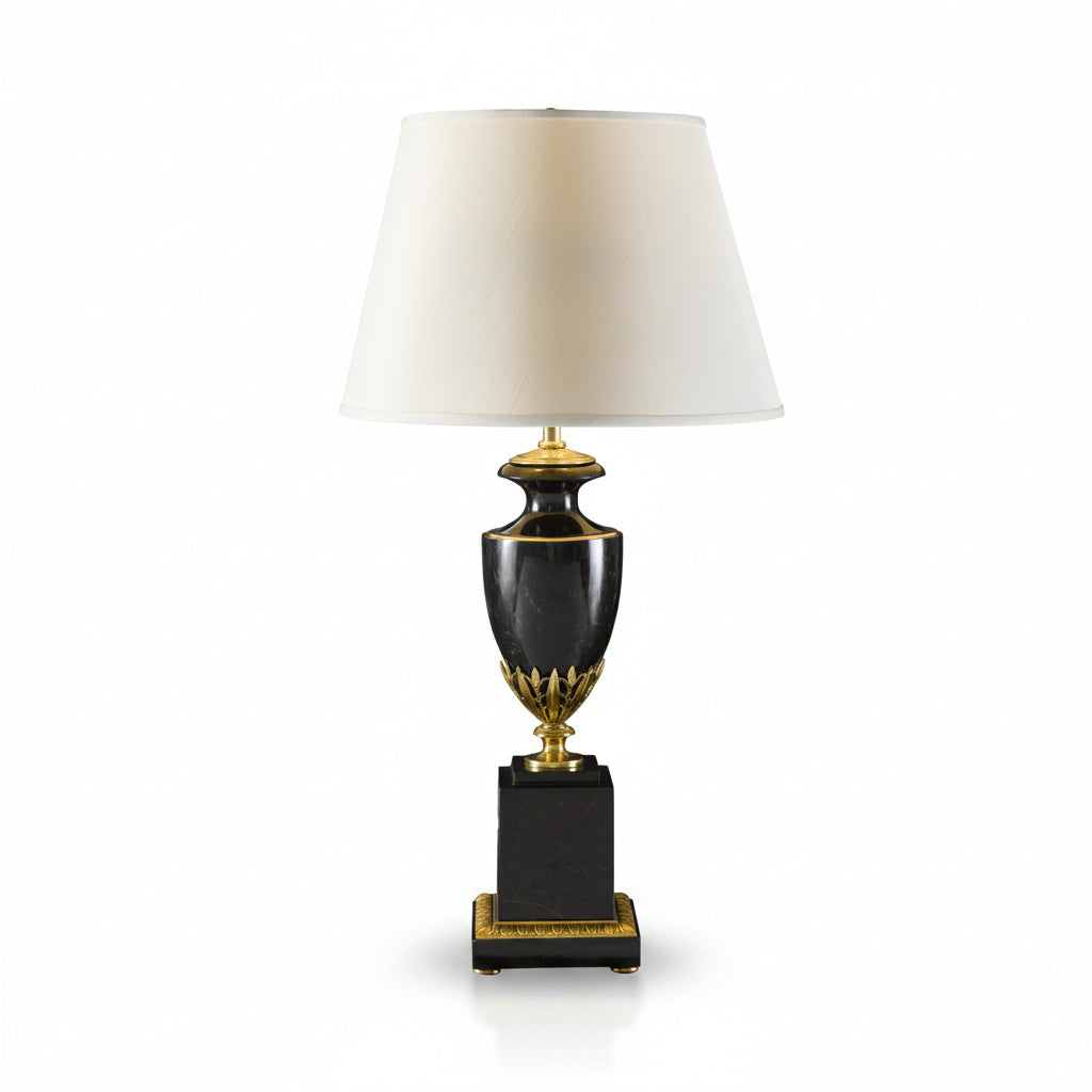 Maitland-Smith Classique table lamp | Cayen Home