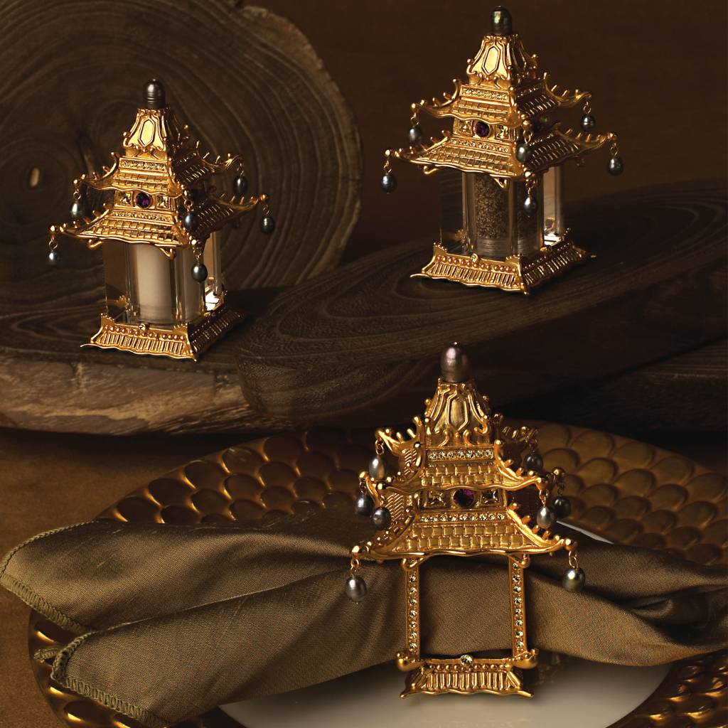 L'Objet Pagoda salt and pepper shakers with pearls and crystals, set of 2, view 2 | Cayen Home