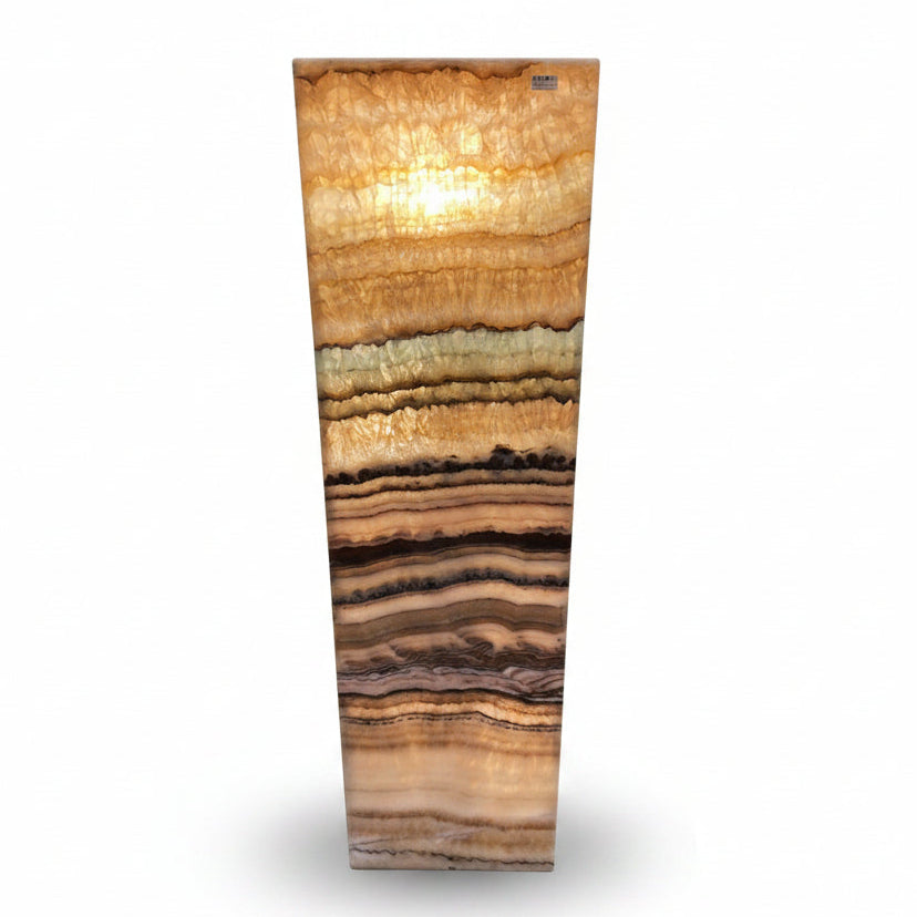Serpentine aragonite prism lamp, 30x30x110cm | Cayen Home