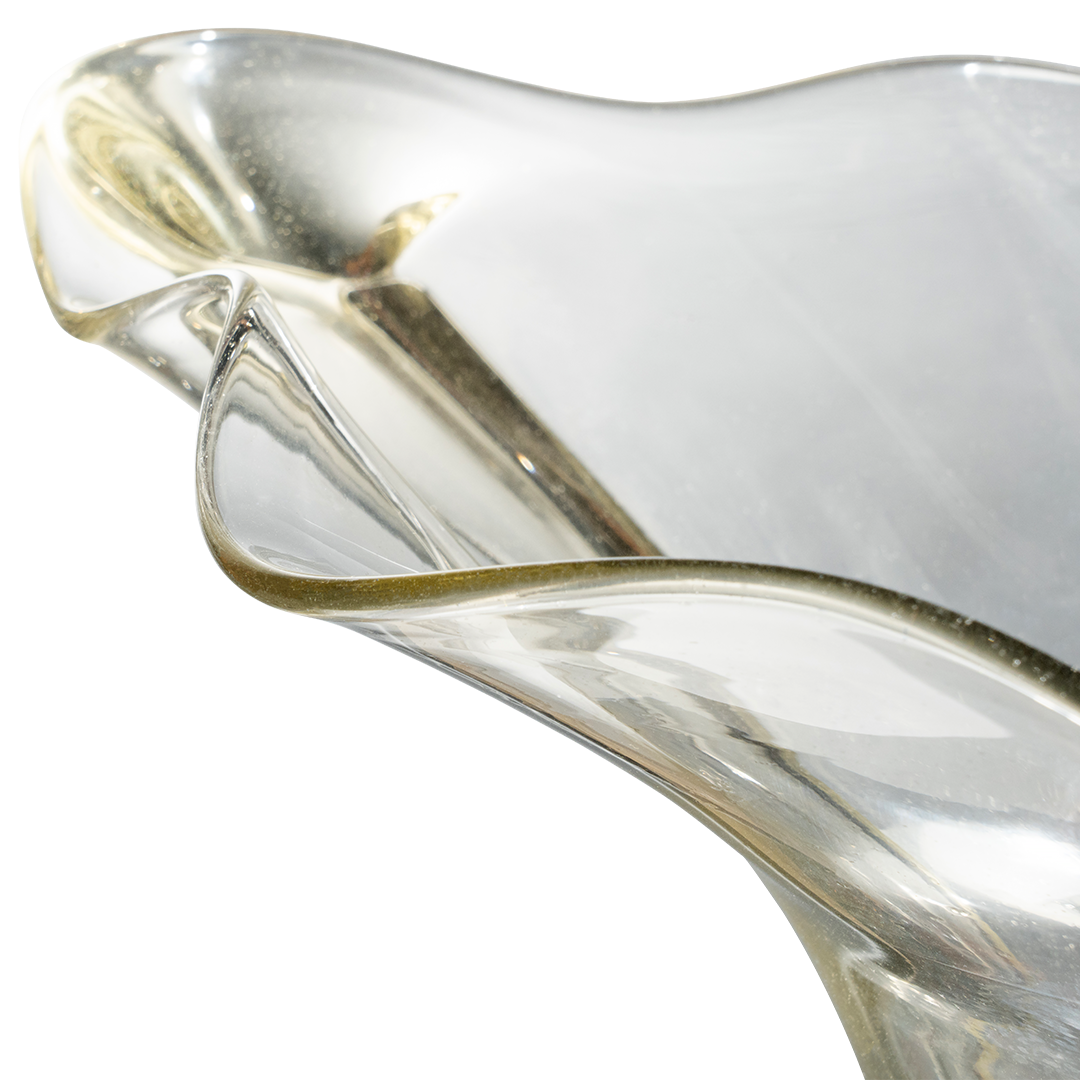 Jan Barboglio Campanilla glass vase, view 3