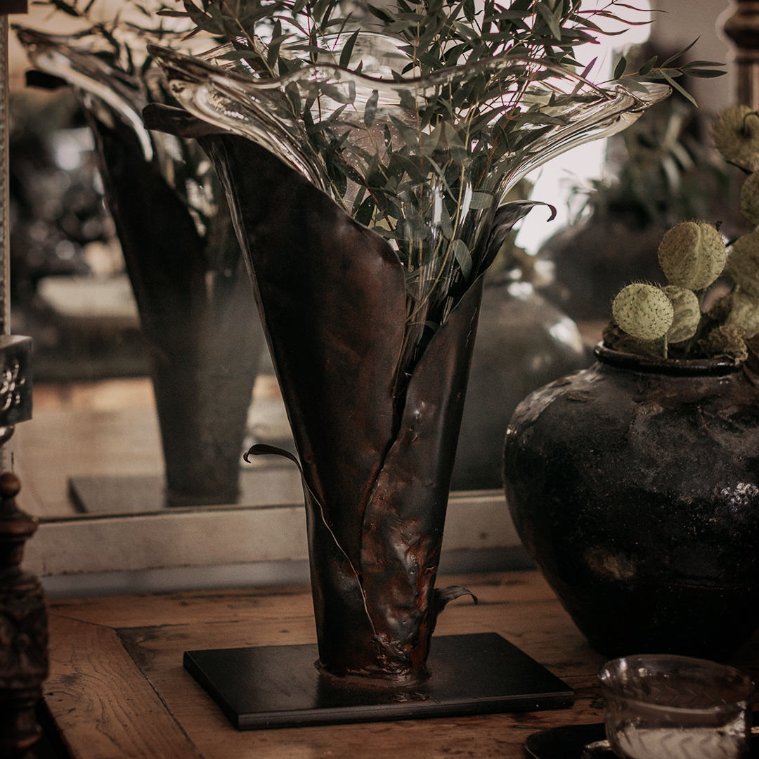 Jan Barboglio Campanilla vase lifestyle, view 5