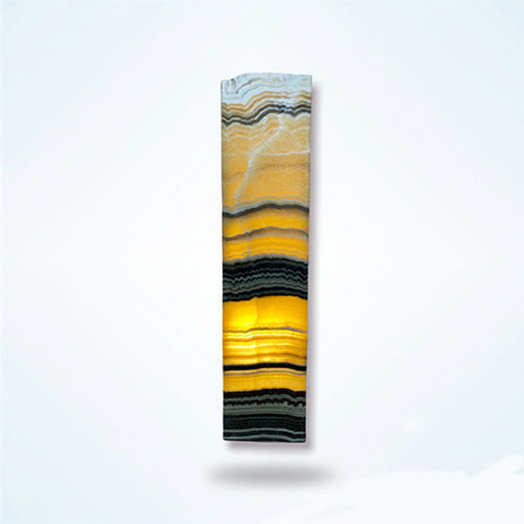 Zebra onyx prism lamp, rustic edge, 15x15x60cm | Cayen Home