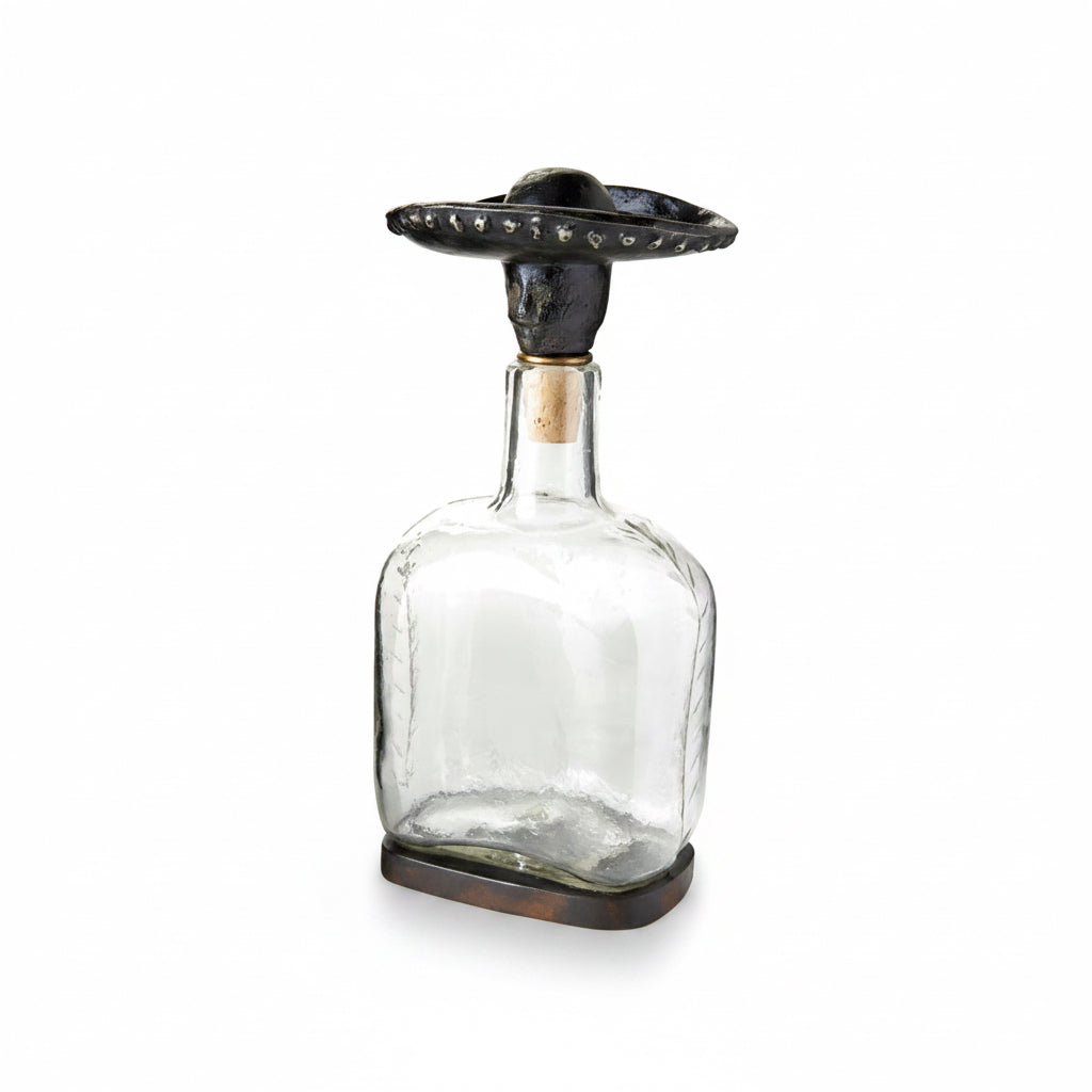 Jan Barboglio Tito decanter, view 2 | Cayen Home