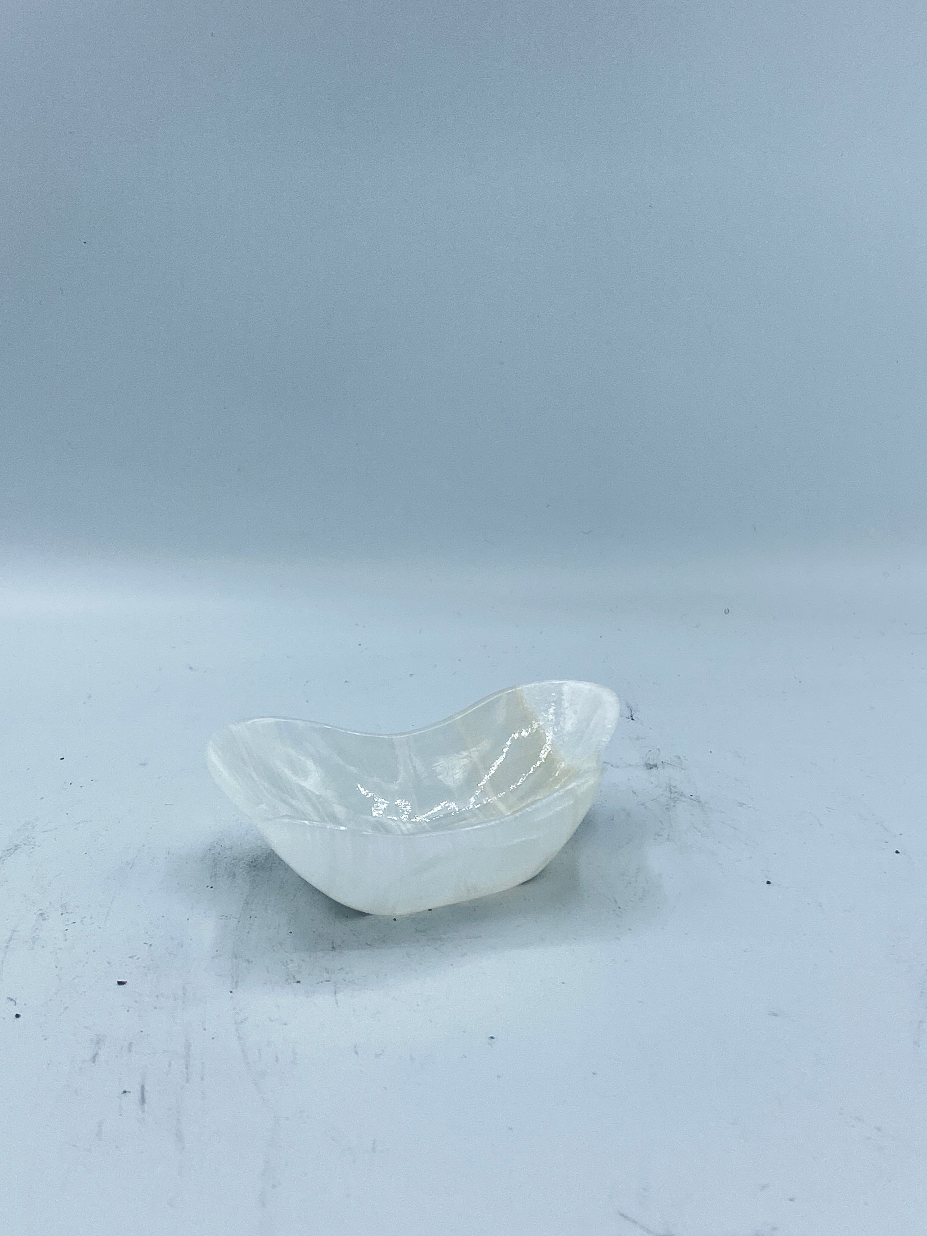 White Onyx Irregular Snack Bowl Polished 9-12-5cm