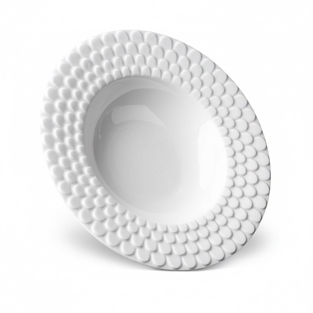 L'Objet Aegean rimmed serving bowl, white | Cayen Home