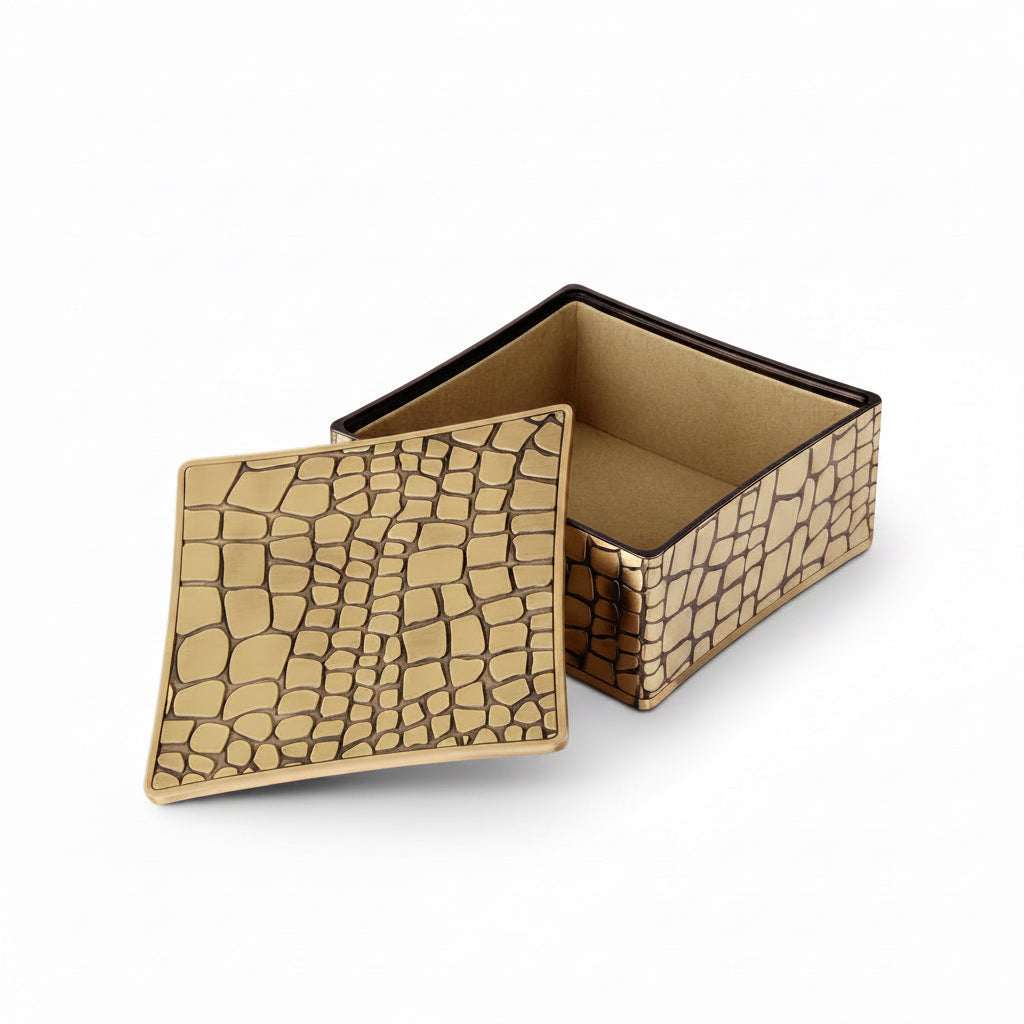 L'Objet crocodile square box, view 4 | Cayen Home