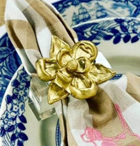 Southern Tribute Magnolia napkin rings, set of 4, view 2 | Cayen Home