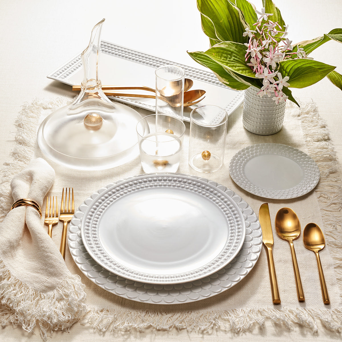 L'Objet Oro pitcher, view 4 | Cayen Home