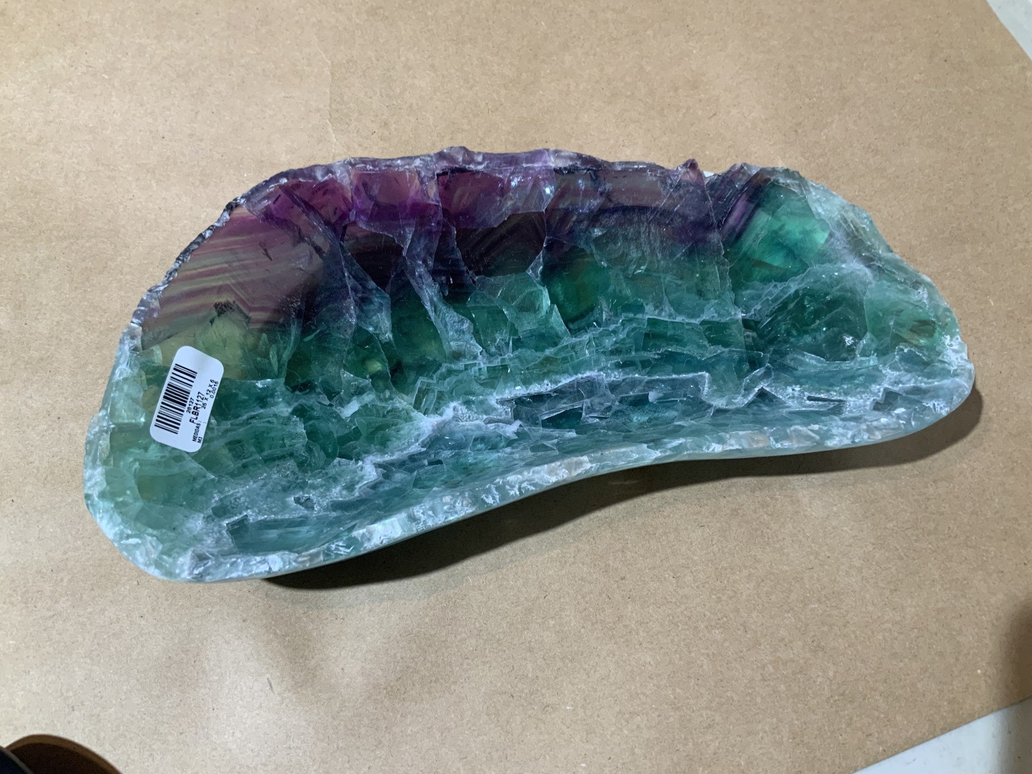 Fluorite bowl, 25x12x5cm, view 2 | Cayen Home