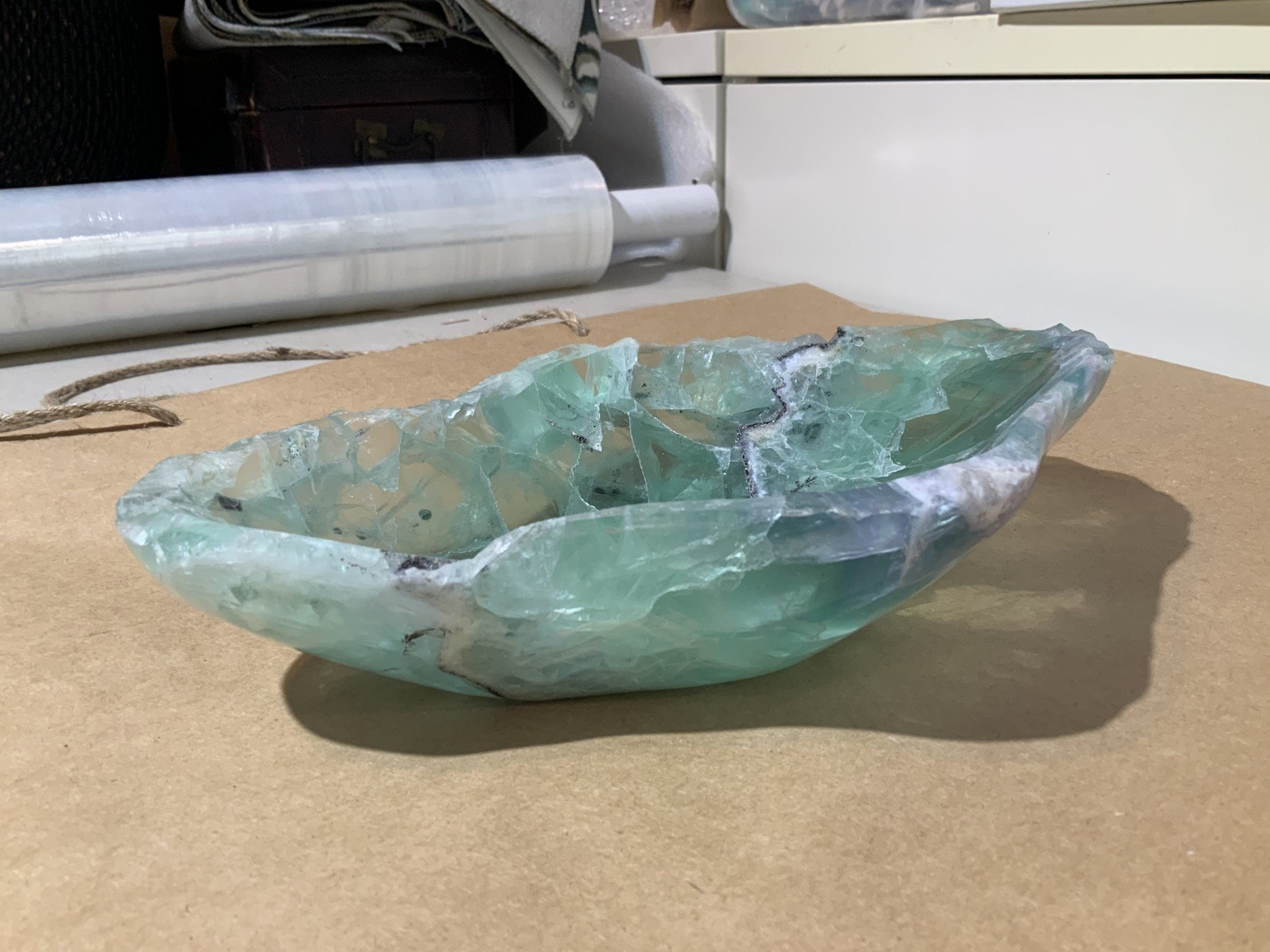 Fluorite bowl, 26x18x6cm, view 2 | Cayen Home