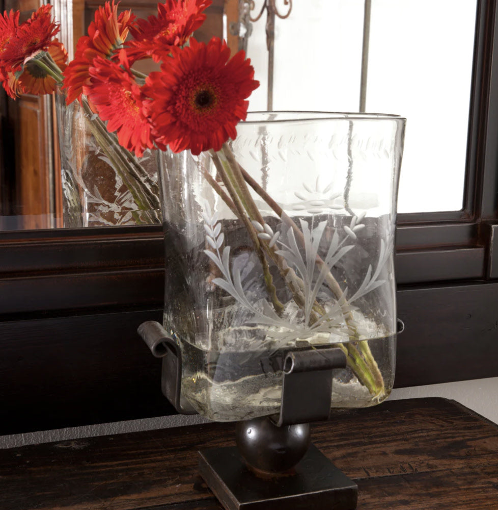 Jan Barboglio Lirio vessel, view 2 | Cayen Home