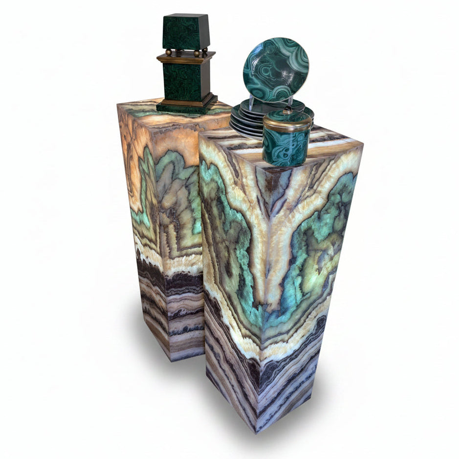 Serpentine onyx prism lamp, 30x30x90cm | Cayen Home