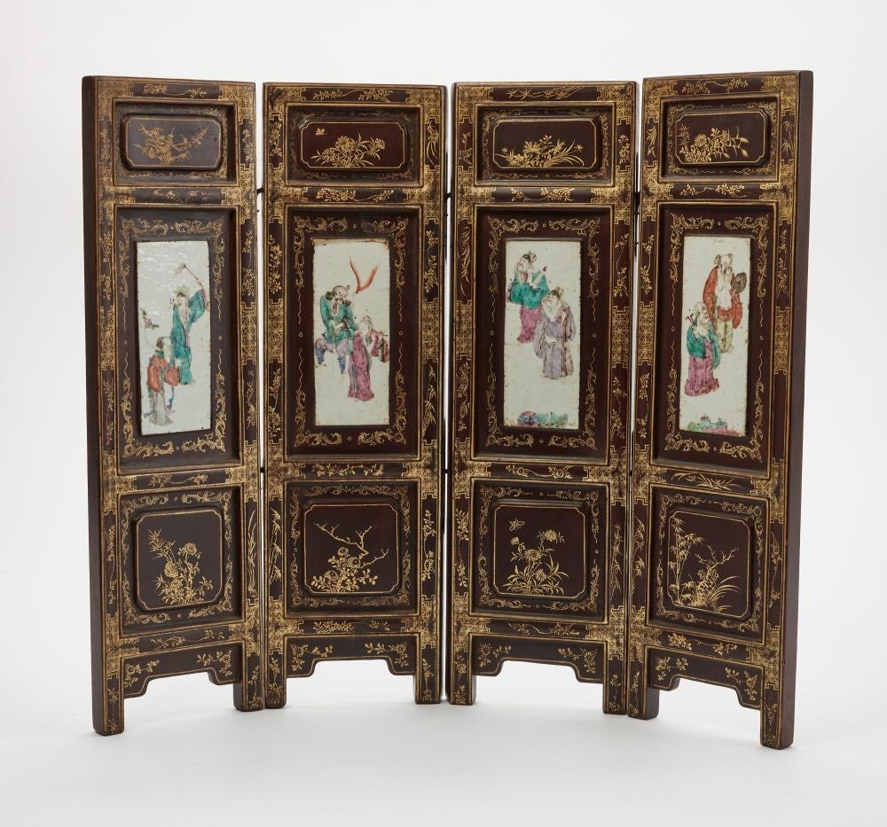 Chinese porcelain and lacquered wood four-panel table screen | Cayen Home