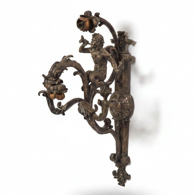 Louis XV patinated bronze wall light | Cayen Home