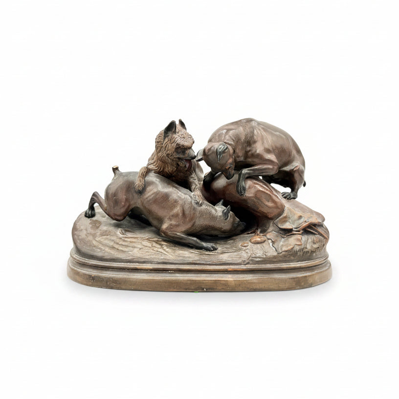 Three dogs at the burrow, bronze | Cayen Home