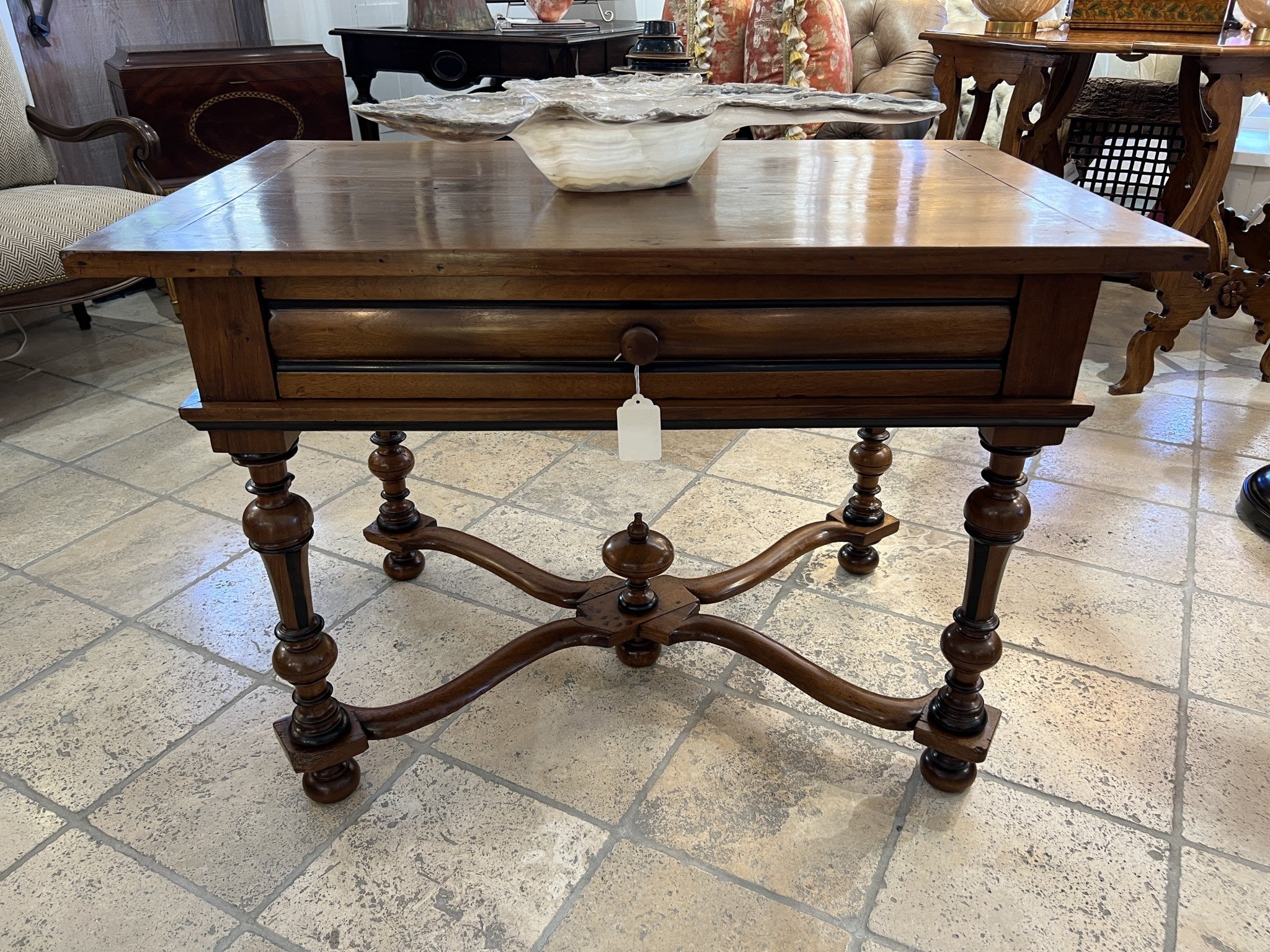 Louis XV walnut side table, view 2 | Cayen Home