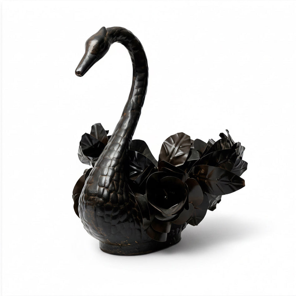 Jan Barboglio Patzcuaro swan jardiniere | Cayen Home