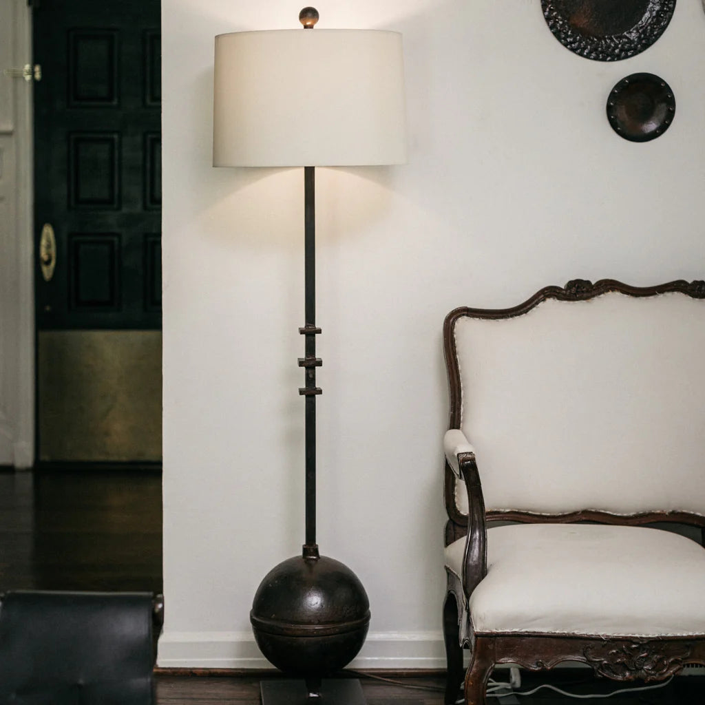 Jan Barboglio La Luna floor lamp, view 2 | Cayen Home