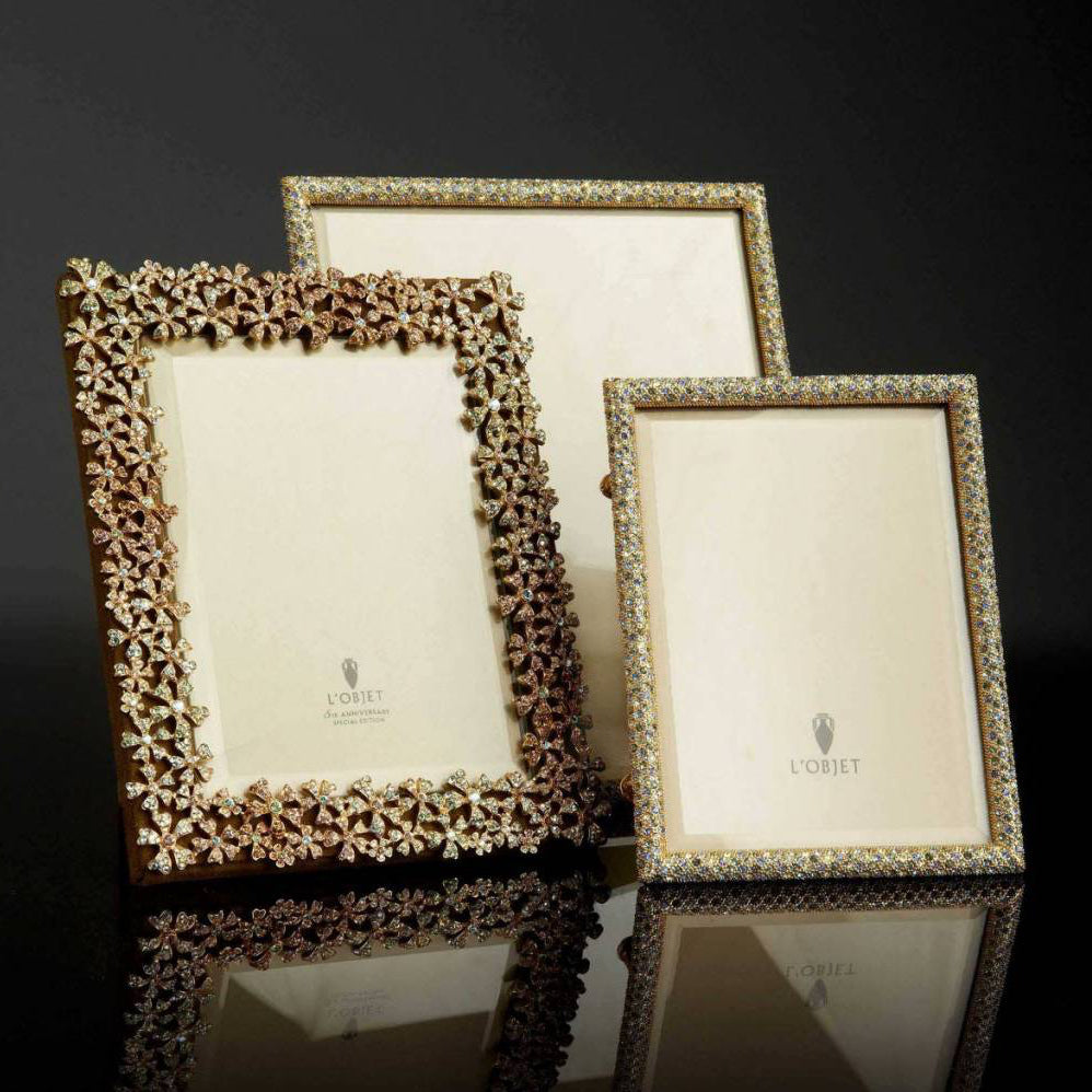 L'Objet Garland frame, platinum with white crystals, 4x6, view 3 | Cayen Home