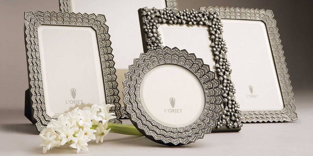 L'Objet Deco Noir frame, platinum with white crystals, 4x6, view 2 | Cayen Home