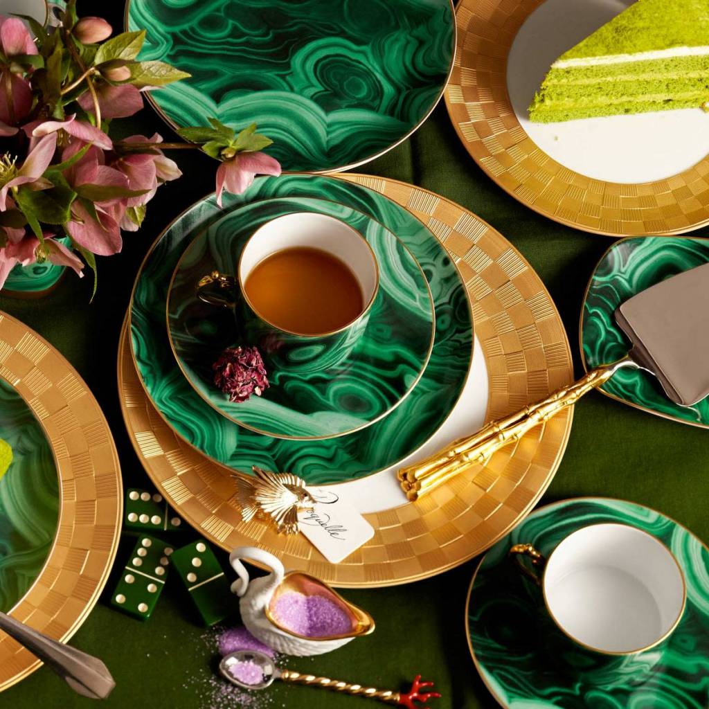L'Objet malachite canape plates, set of 4, view 2 | Cayen Home
