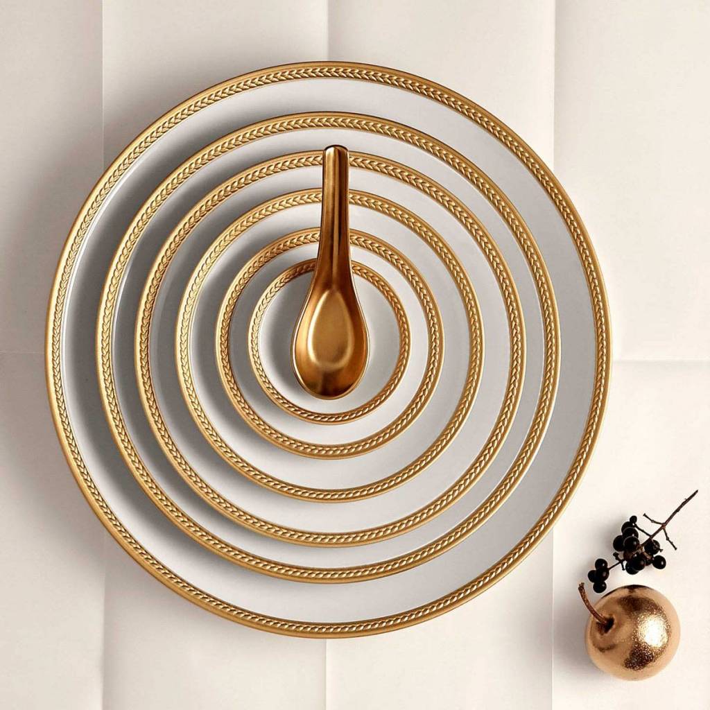 L'Objet Soie Tressee dinner plate, view 3 | Cayen Home