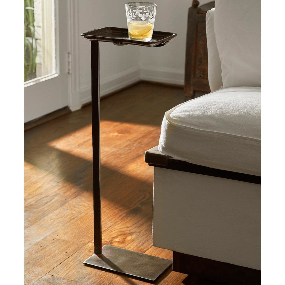 Jan Barboglio Mesita Charola side table, view 3 | Cayen Home