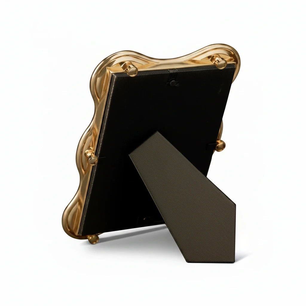 L'Objet Ripple frame, gold, 5x7, view 2 | Cayen Home
