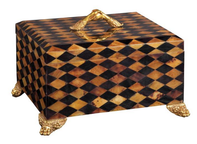 Maitland-Smith Harlequin penshell box, view 2 | Cayen Home